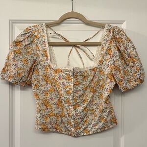 Lush Floral Square-Neck Puff Sleeve Top with Lace Trim